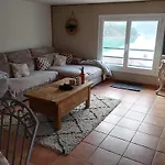 Aux Logis Du De Castillon 아파트 *