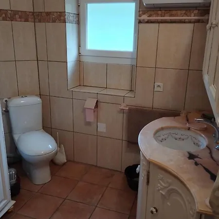 Aux Logis Du De Castillon