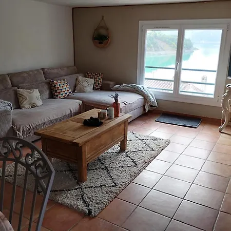 Aux Logis Du De Castillon Apartment *