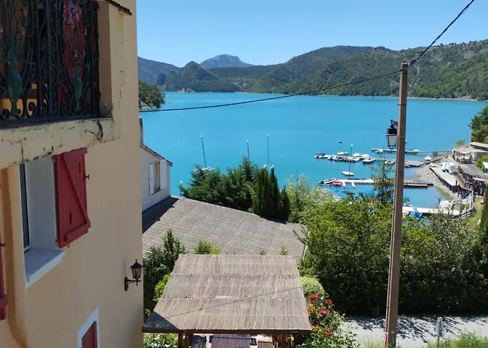 아파트 Aux Logis Du De Castillon 생-줄리앙-두-베르동